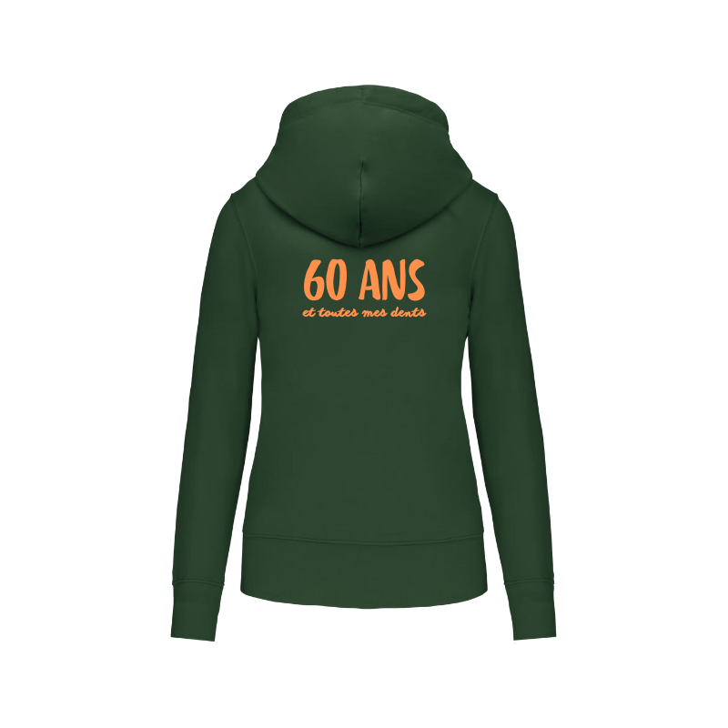 Sweat vert forêt à capuche avec une personnalisé dans le dos. Marquage dans notre atelier à Douvres-la-Délivrande