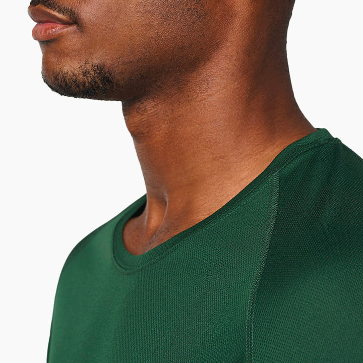 Coutures du t-shirt de sport à manches courtes personnalisé pour homme