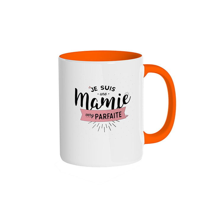 Mug orange "Je suis une mamie very parfaite"