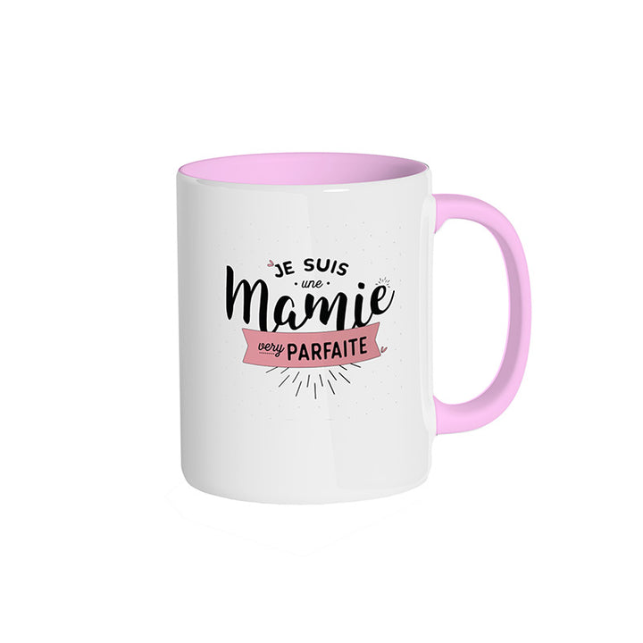 Mug rose clair "Je suis une mamie very parfaite"