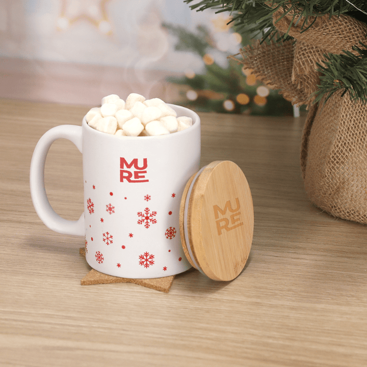 Tasse de Noël avec capuchon personnalisable idéal pour garder boisson au chaud